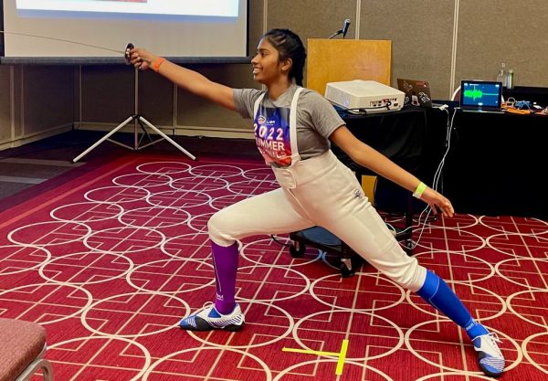 supriya nair presenting her neurofencing research at 2022 us fencing nationals